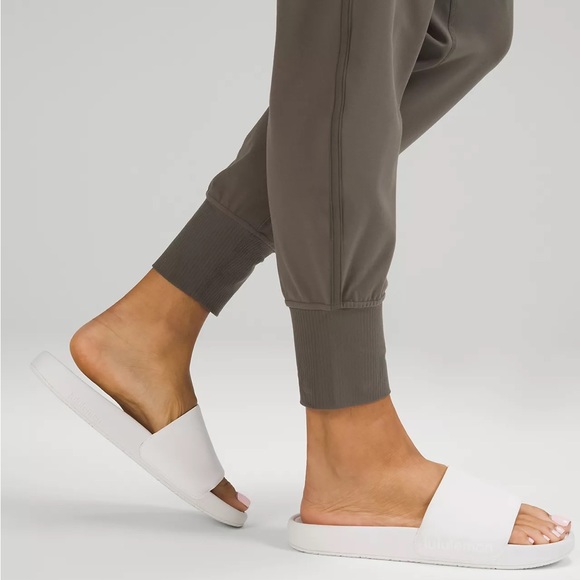 NWT lululemon Align™ Super-High-Rise Ribbed-Waist Jogger Carob Brown COBN - Picture 5 of 9